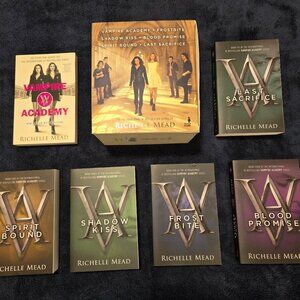 Vampire Academy - 6 Soft Cover Novel Collection in Like NEW Condition